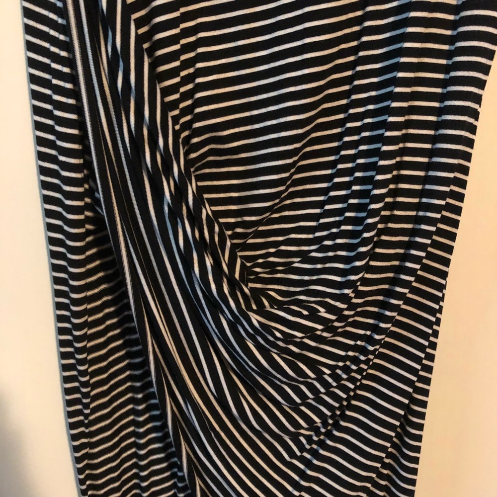 Kendall & Kylie skirt - Picture 4 of 5